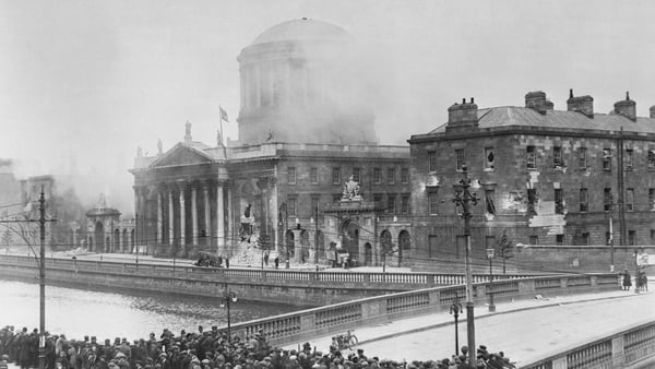 The Four Courts in flames