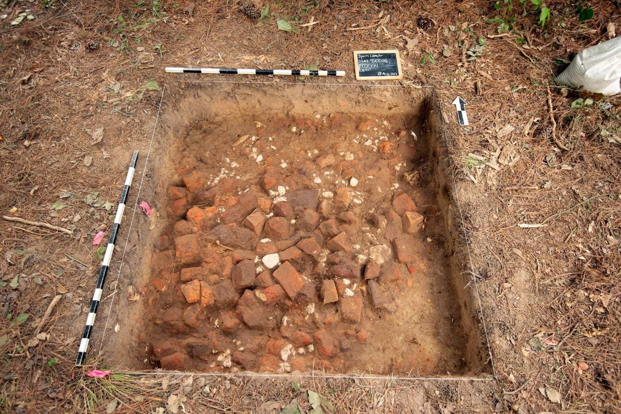 Continental army barracks burned by British discovered in Colonial Williamsburg